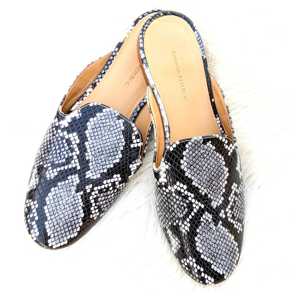 Banana Republic Shoes - 🐍FINAL DROP BRSnake Print Mule Slides🐍